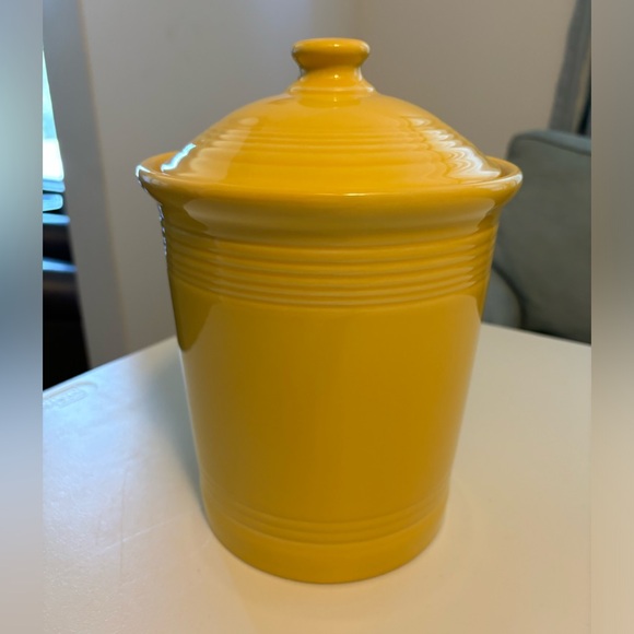 Fiesta Sunflower Large Canister w/Lid -3qt. - Picture 1 of 9
